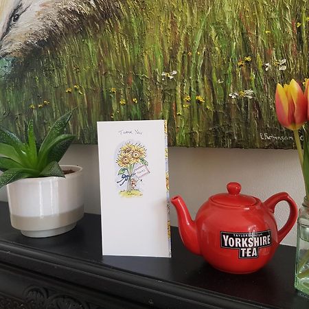 Bed and Breakfast Lyndene Penistone Esterno foto