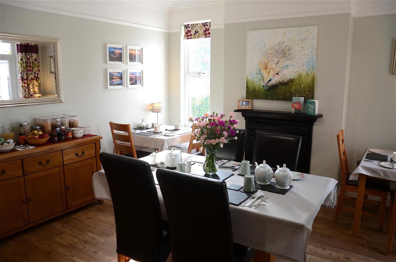 Bed and Breakfast Lyndene Penistone Esterno foto