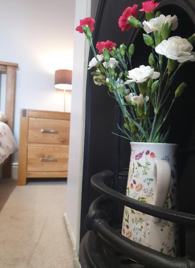 Bed and Breakfast Lyndene Penistone Esterno foto