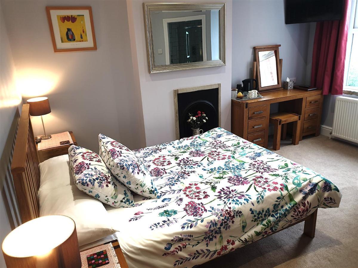 Bed and Breakfast Lyndene Penistone Esterno foto