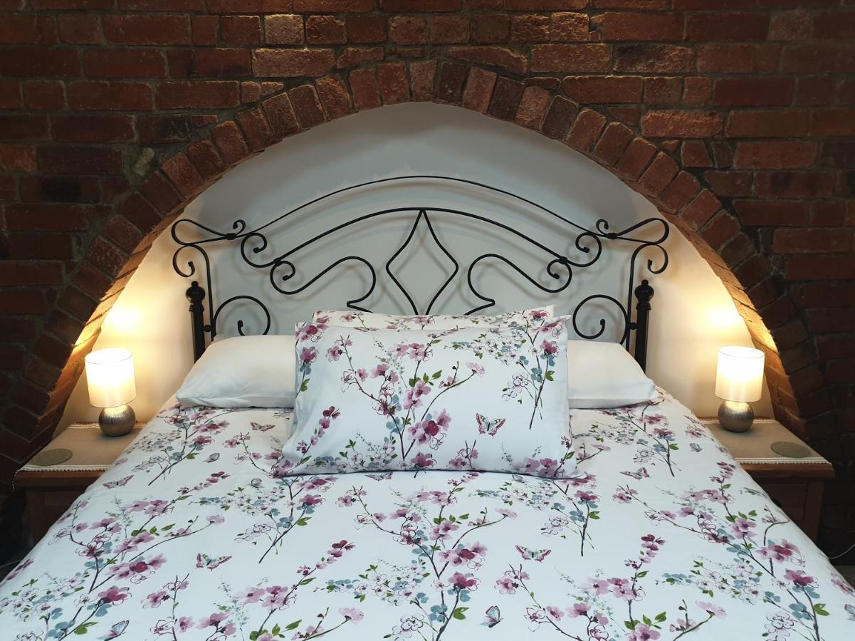 Bed and Breakfast Lyndene Penistone Esterno foto