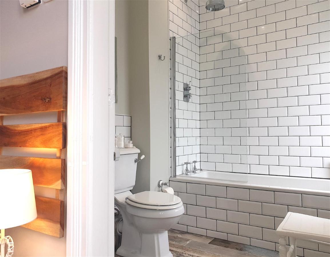 Bed and Breakfast Lyndene Penistone Esterno foto