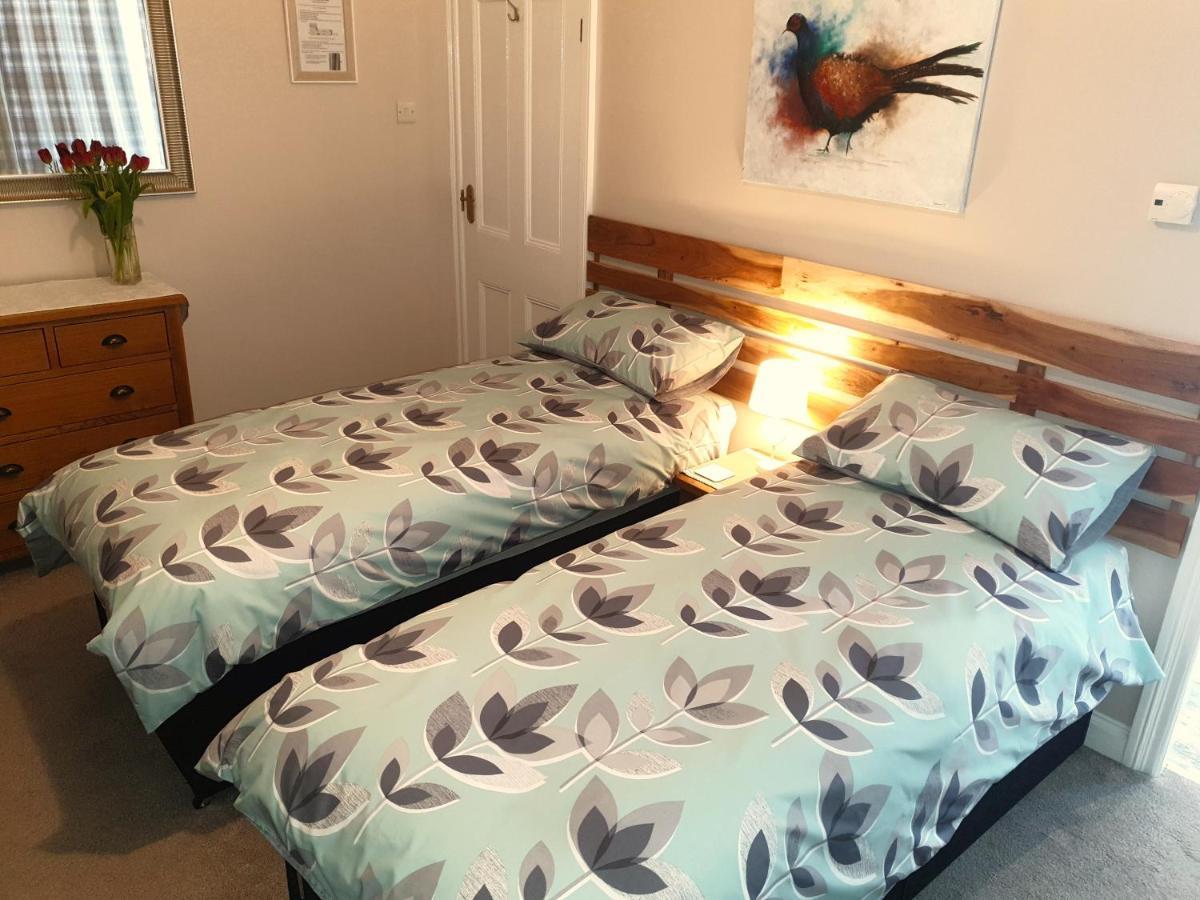 Bed and Breakfast Lyndene Penistone Esterno foto